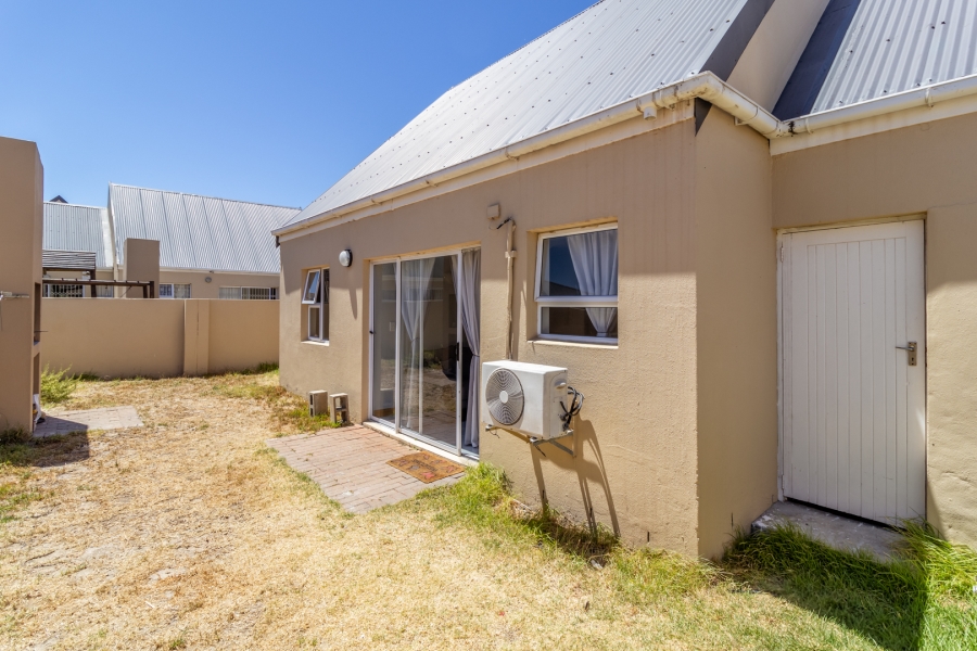 3 Bedroom Property for Sale in Whispering Pines Western Cape